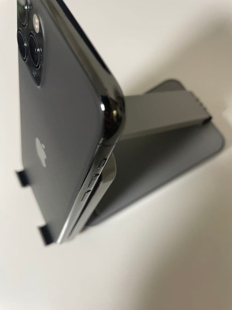 即購入可iPhone 11 Pro 64GB SIMフリー　おまけ付き