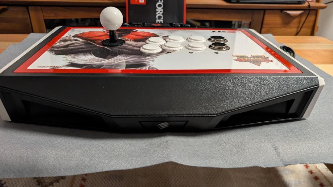Mad Catz TE2+ SFV エディション