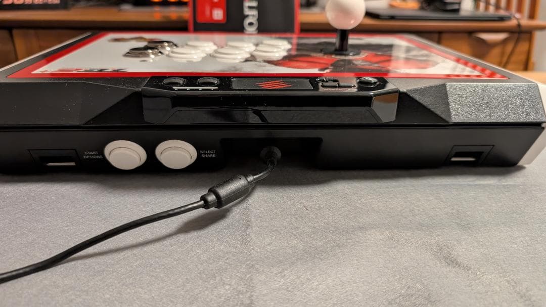 Mad Catz TE2+ SFV エディション