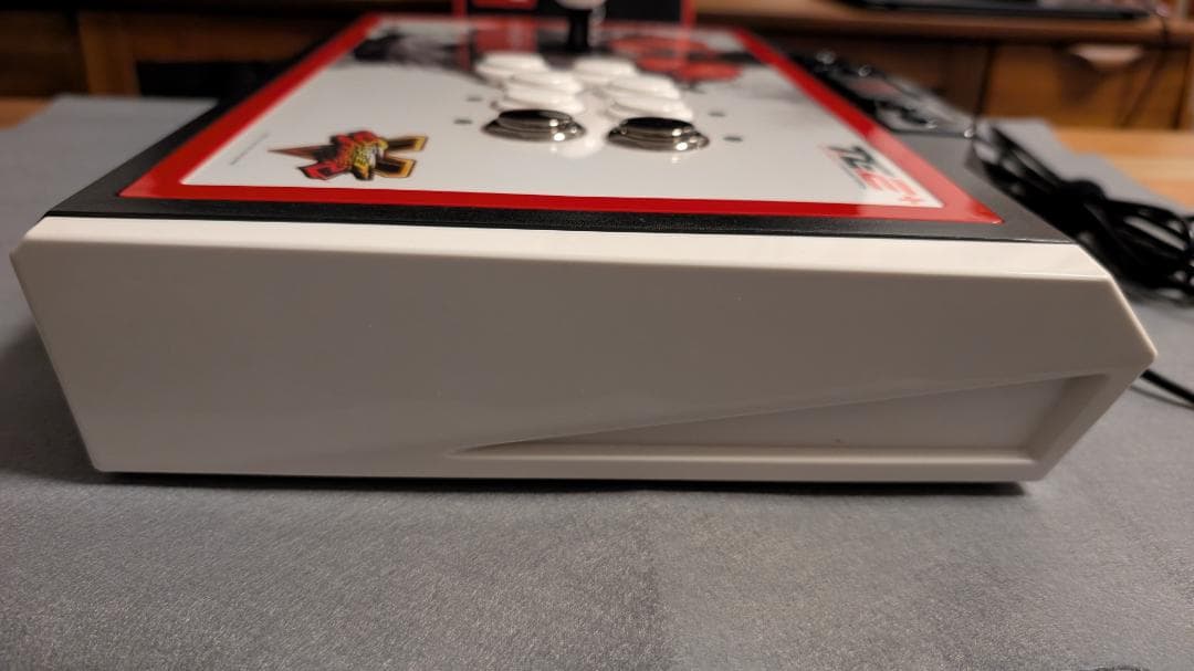 Mad Catz TE2+ SFV エディション