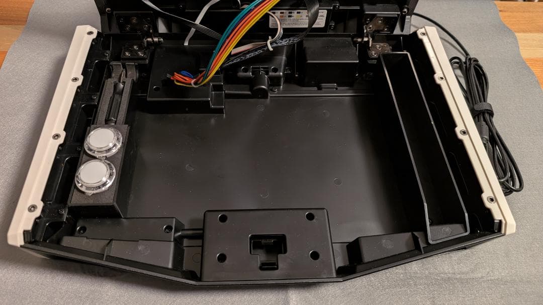 Mad Catz TE2+ SFV エディション