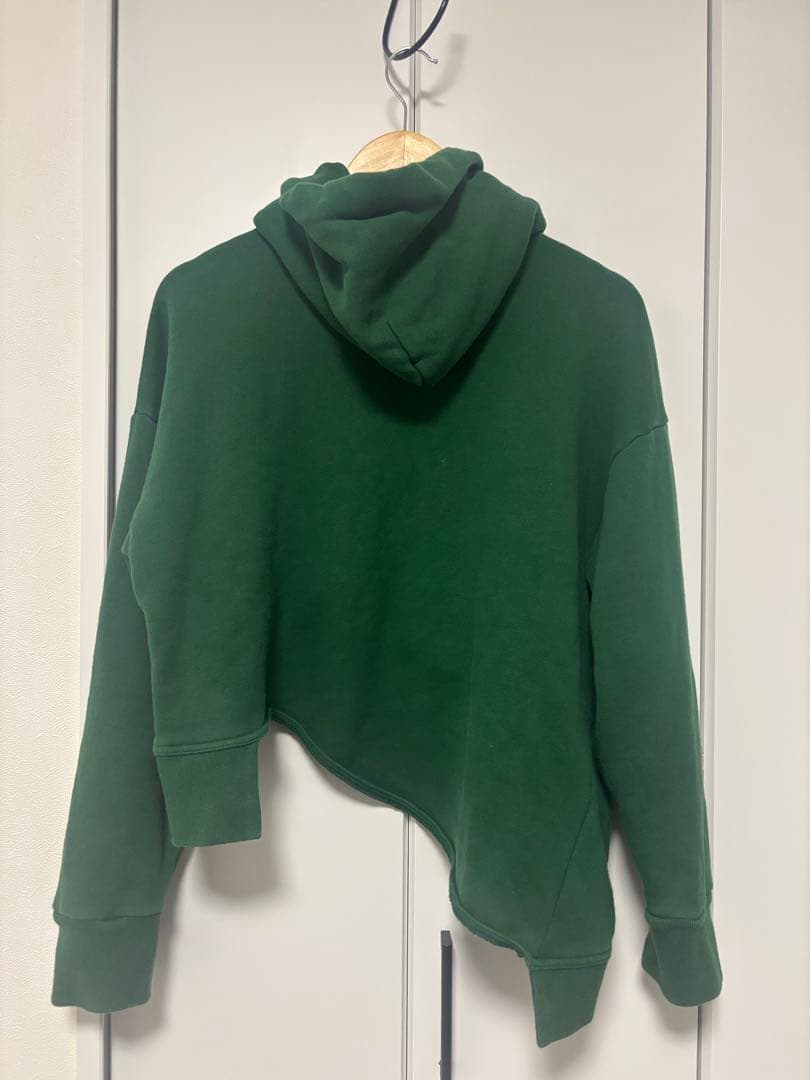UN3D. ダークグリーン クロップドフーディー F 緑　アンスリード　パーカー