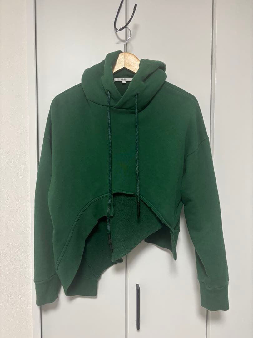 UN3D. ダークグリーン クロップドフーディー F 緑　アンスリード　パーカー