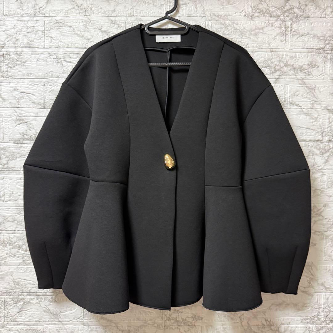 アダムエロペ エッグブローチ付ペプラムカーディガン　黒　F