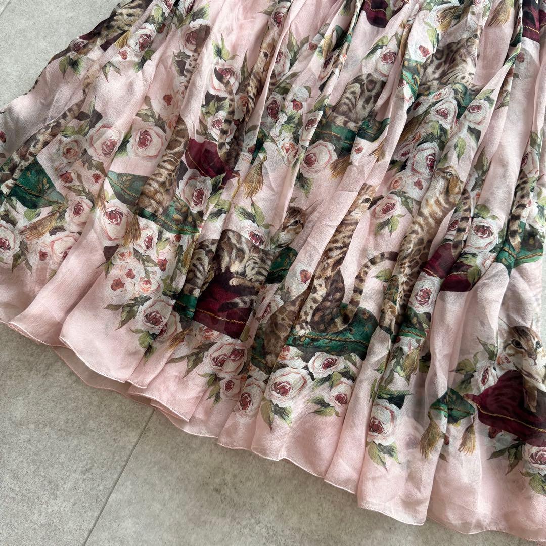 ドルチェアンドガッバーナ スカート　シルク100% 36 ピンク　アニマル　薔薇