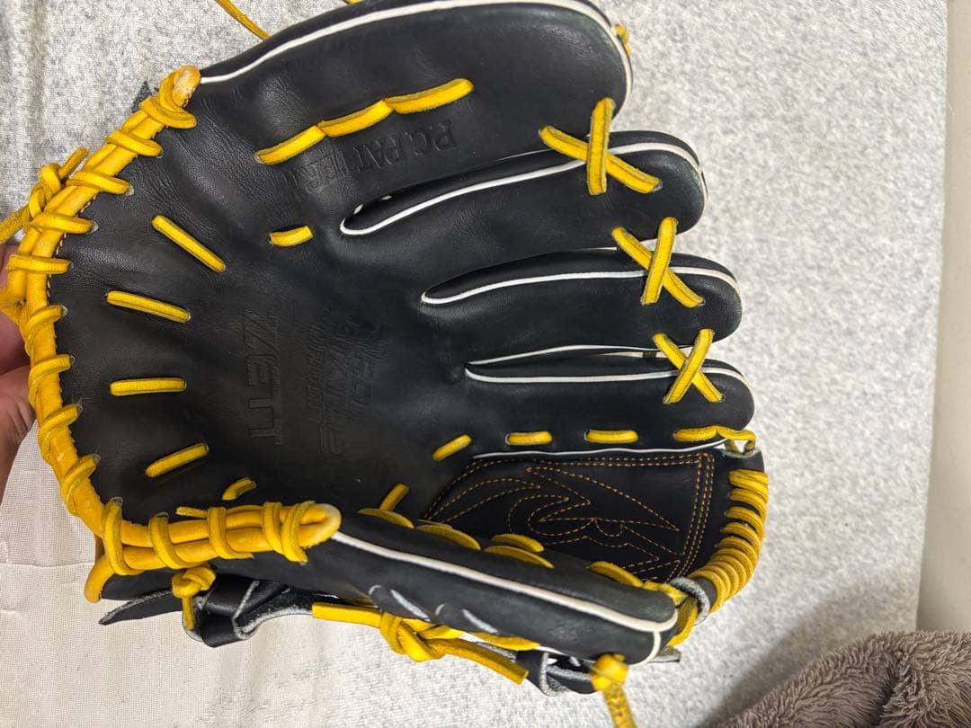 軟式オーダーグラブ　ZETT 左投手　左投げ