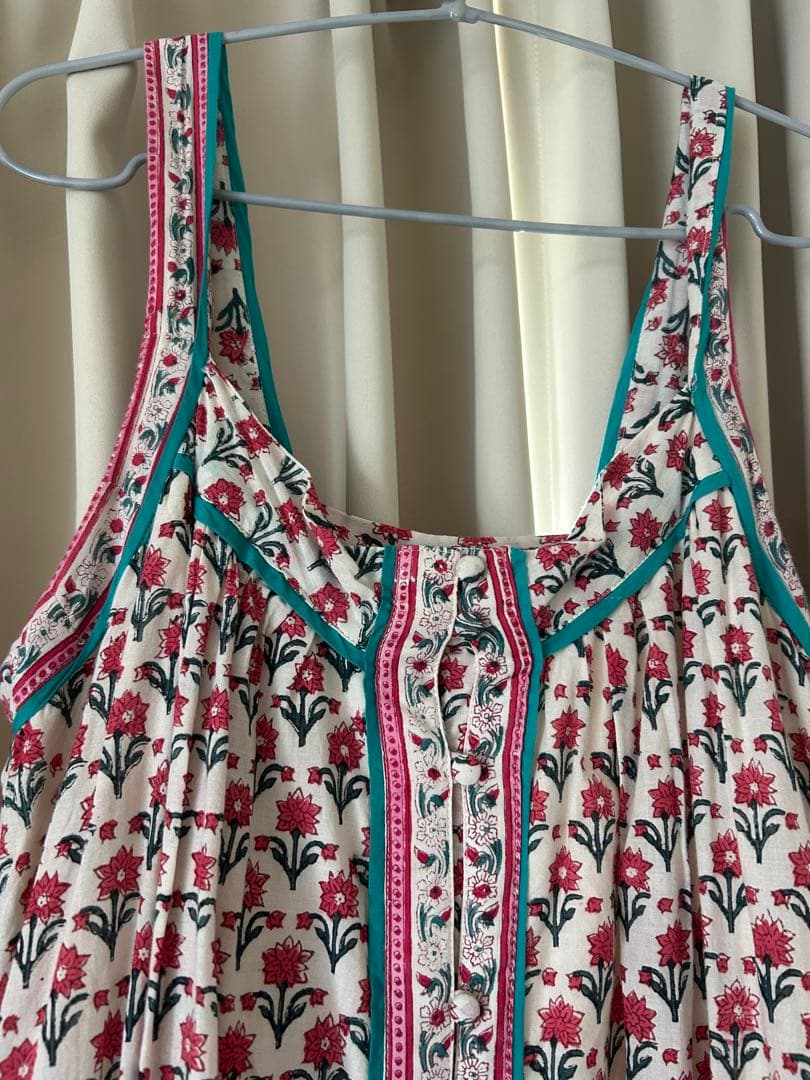 Freada ワンピース