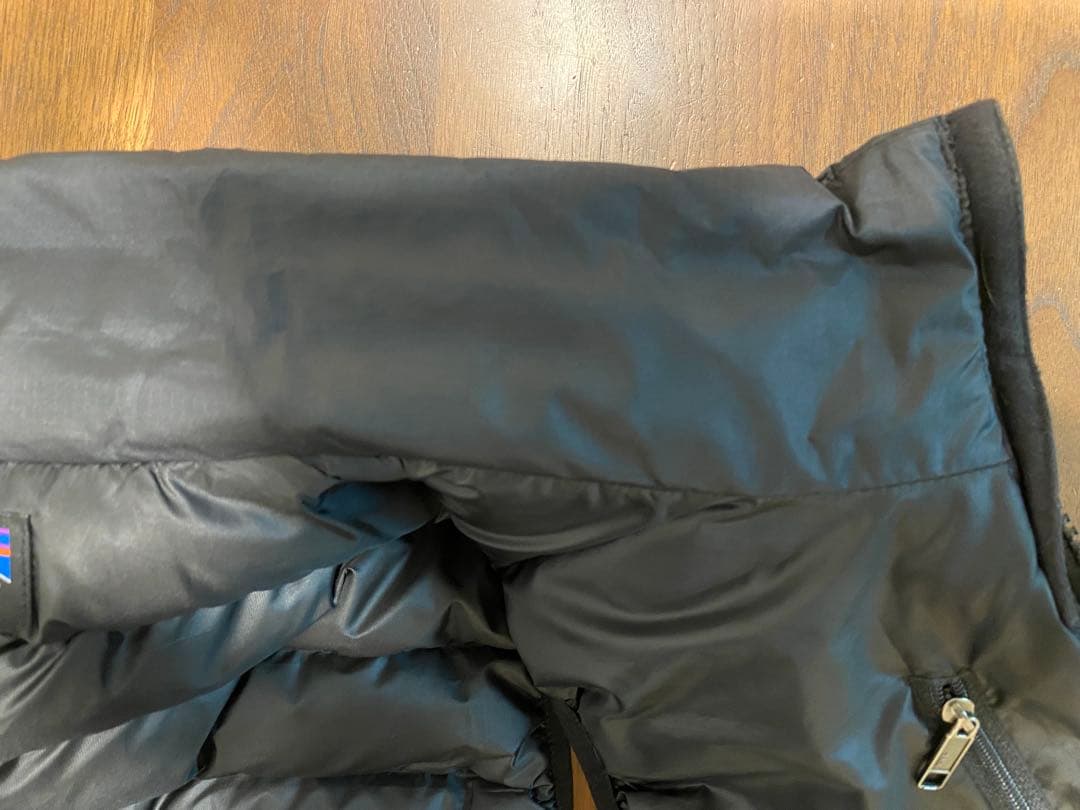 patagonia ダウンベスト ブラック