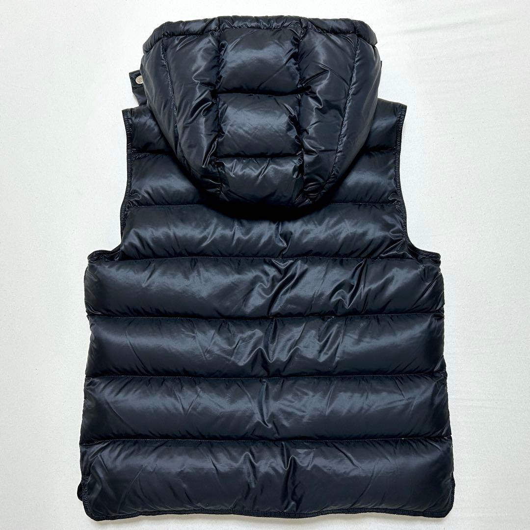 t*s様 極美品 MONCLER BILLECART ダウンベスト フード付き
