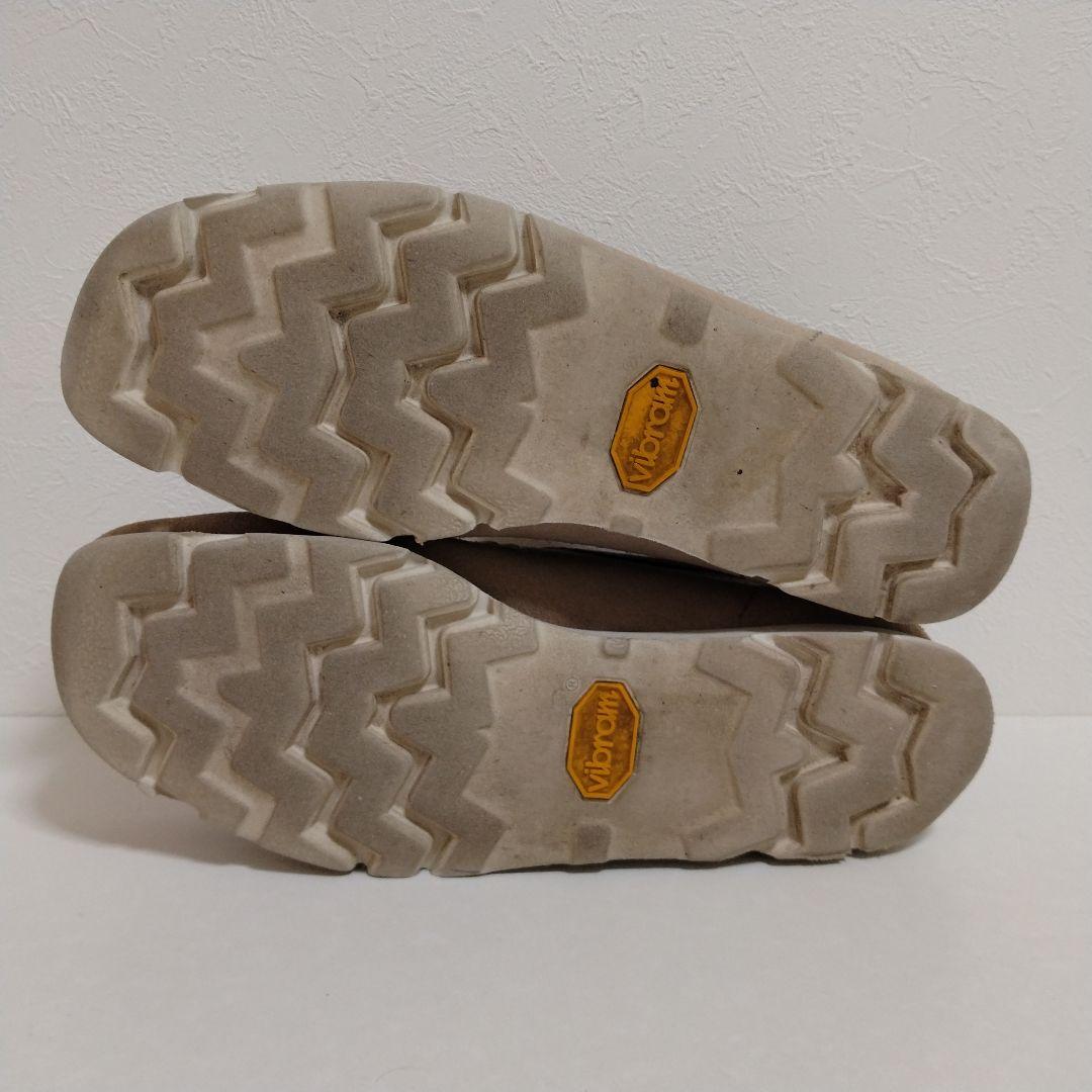 Clarks クラークス ワラビー ゴアテックス ベージュ