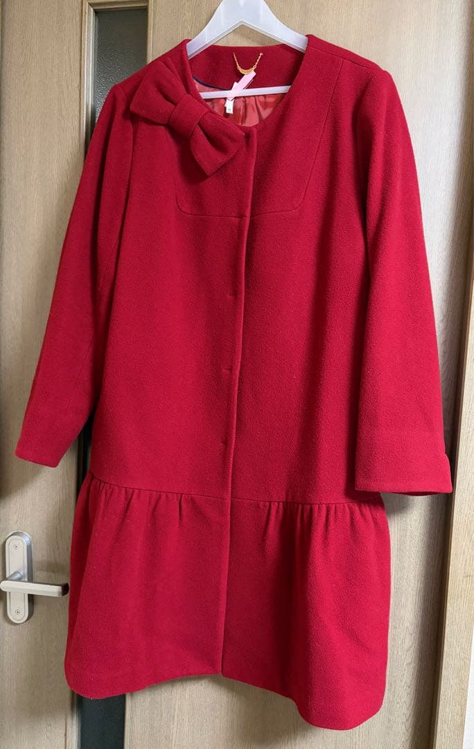 な*お様 【新年SALE 】美品☆ローズティアラリボン付ウールコート赤大きいサイ