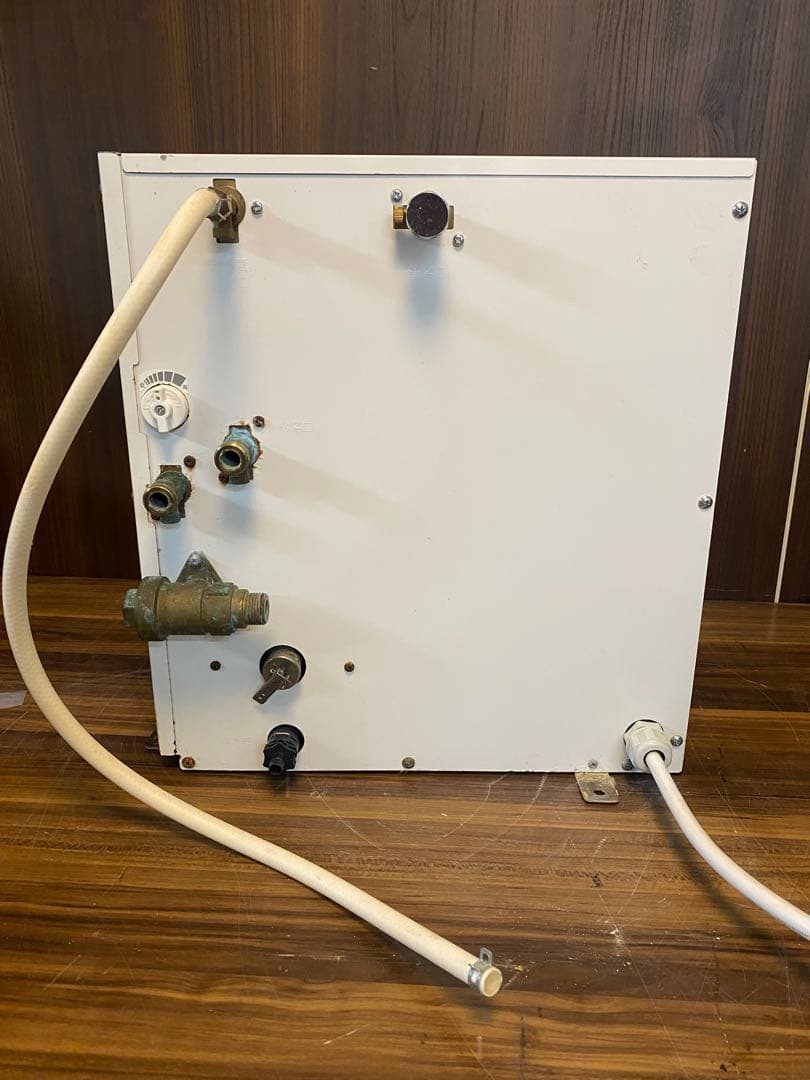 ク*ル様 イトミック　電気温水器　2019年製　20L ESD20BRX220D