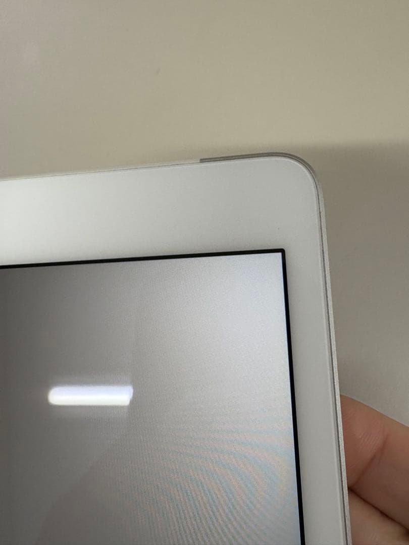 Apple iPad 第8世代Wi-Fi + Cellular シルバー 本体