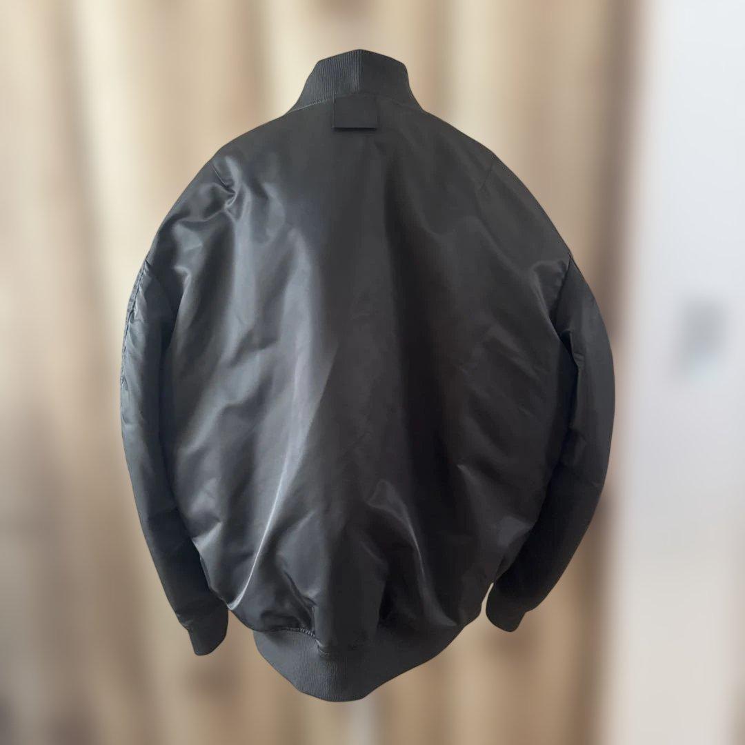 ユニクロ +J ハイブリッドダウンオーバーサイズジャケット　XXL