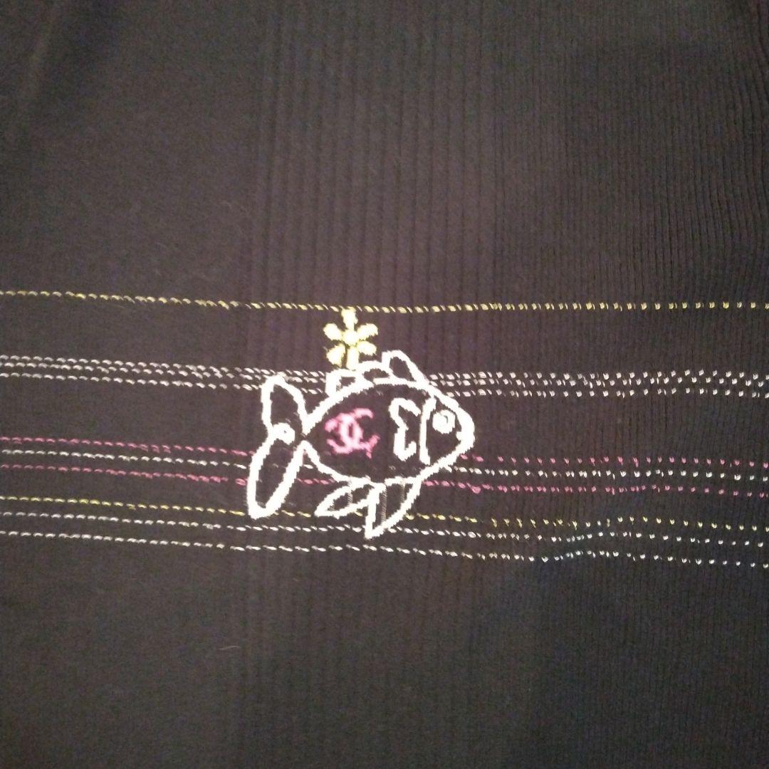 CHANEL ブラック 半袖Tシャツ 魚刺繍