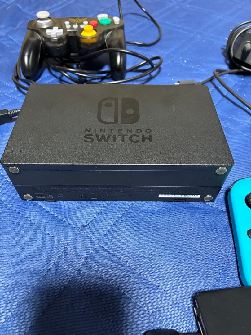 Nintendo Switch 周辺機器　訳あり　コントローラー付き