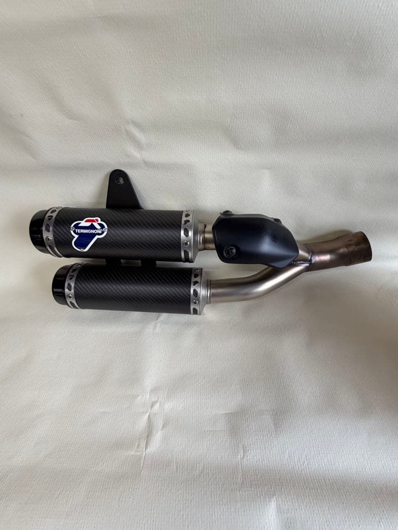 Termignoni デュアルエキゾーストマフラー