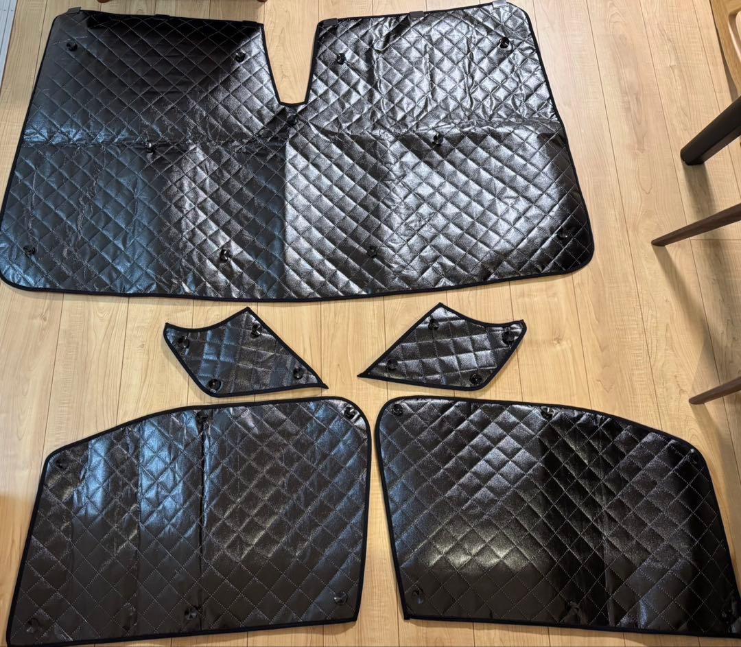 再値下げしました◎ベルランゴ リフター ブラックアルミサンシェード全窓フルセット