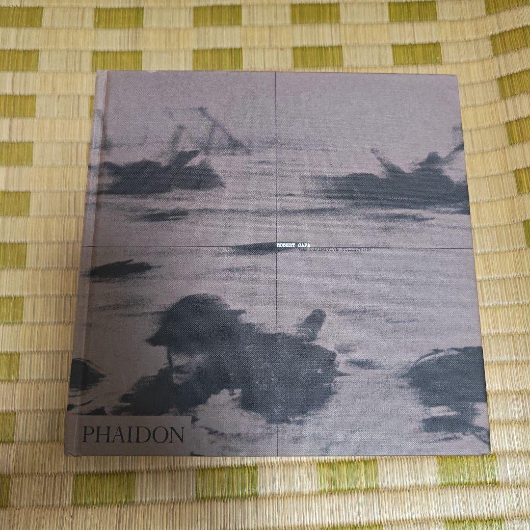 ロバート・キャパ写真集　 決定版コレクション　英語