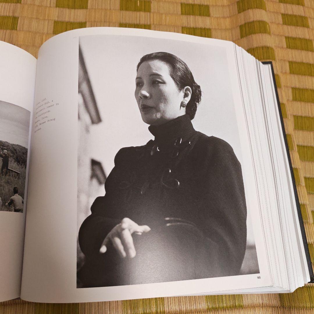 ロバート・キャパ写真集　 決定版コレクション　英語