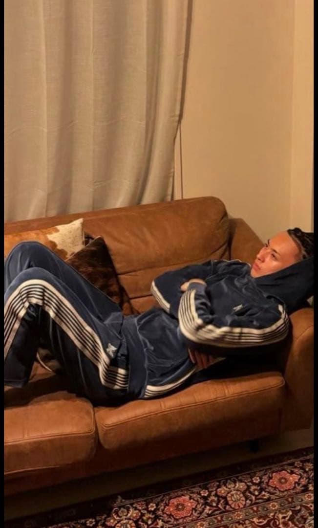 ニードルズベロアセットアップ　young gaga gg dior着用　即完売品