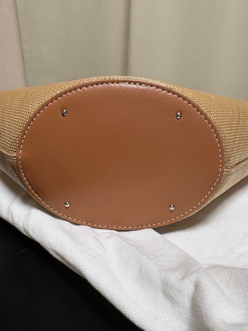 VASIC ベージュ トートバッグ かごバッグ　バスケットミニ