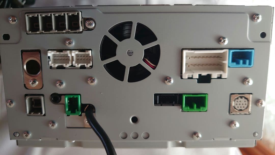 クラリオンNX712カーナビ本体 各種ケーブル付き