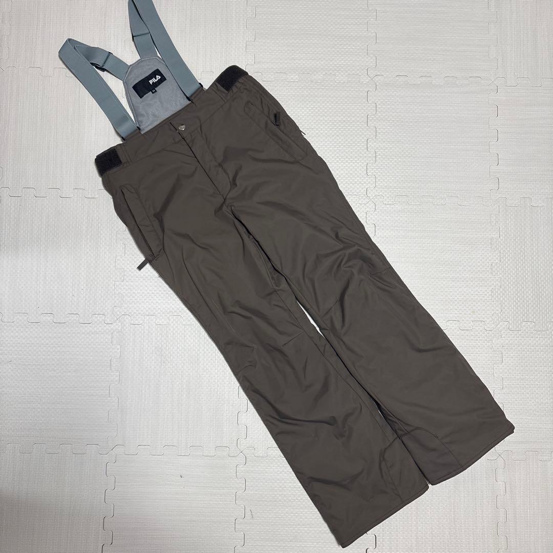 【一度着用】FILA スノーボード　スキーウェア　ファー　チケットケース