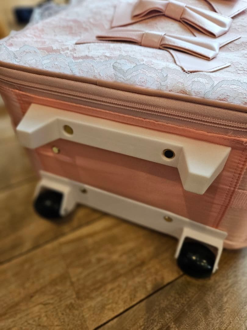 リズリサ LIZ LISA キャリーケース ピンク　新品未使用　中身入り