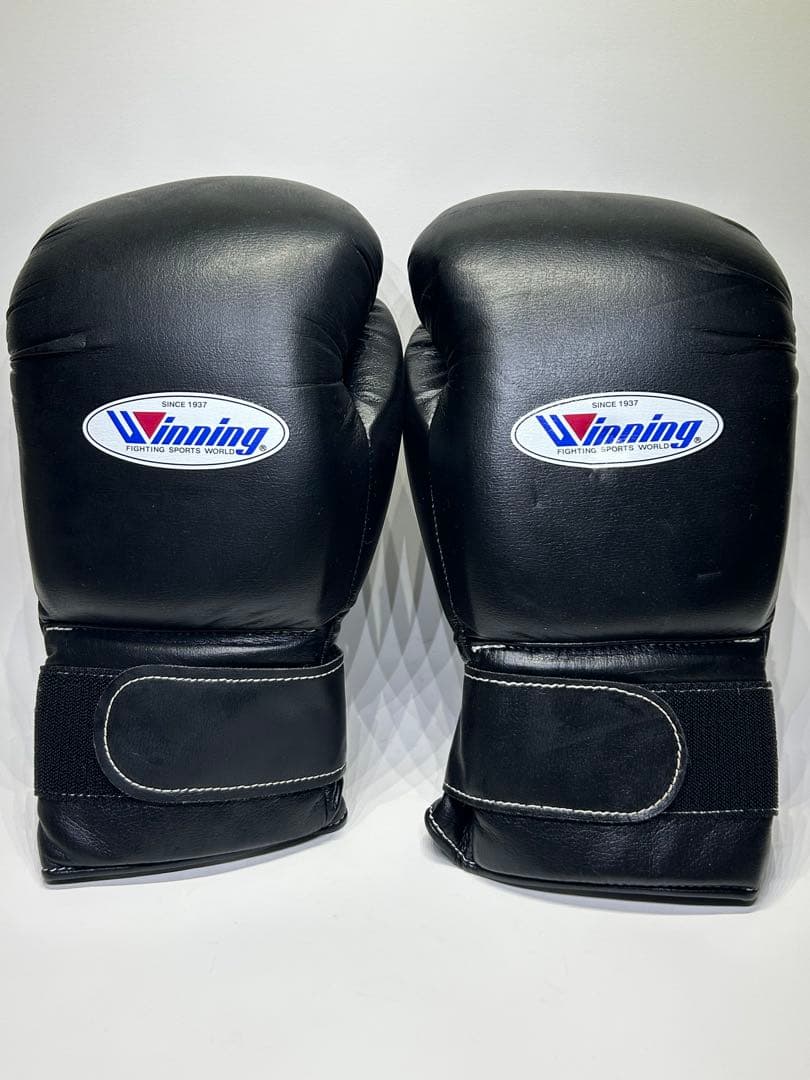 Winningベルト式14オンス黒グローブ/ボクシングトレーニング/ウイニング