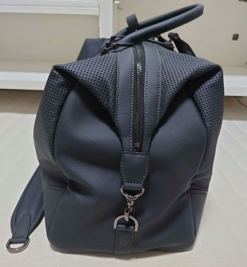 未使用級✨LEXUS レクサス パンチングレザー 2way ボストンバッグ