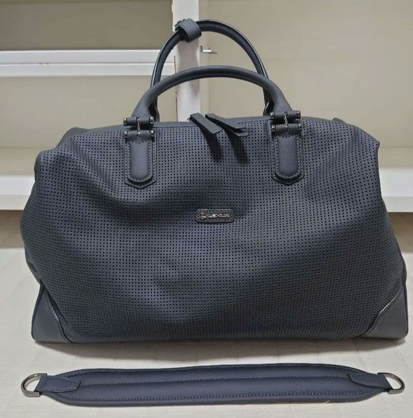 未使用級✨LEXUS レクサス パンチングレザー 2way ボストンバッグ