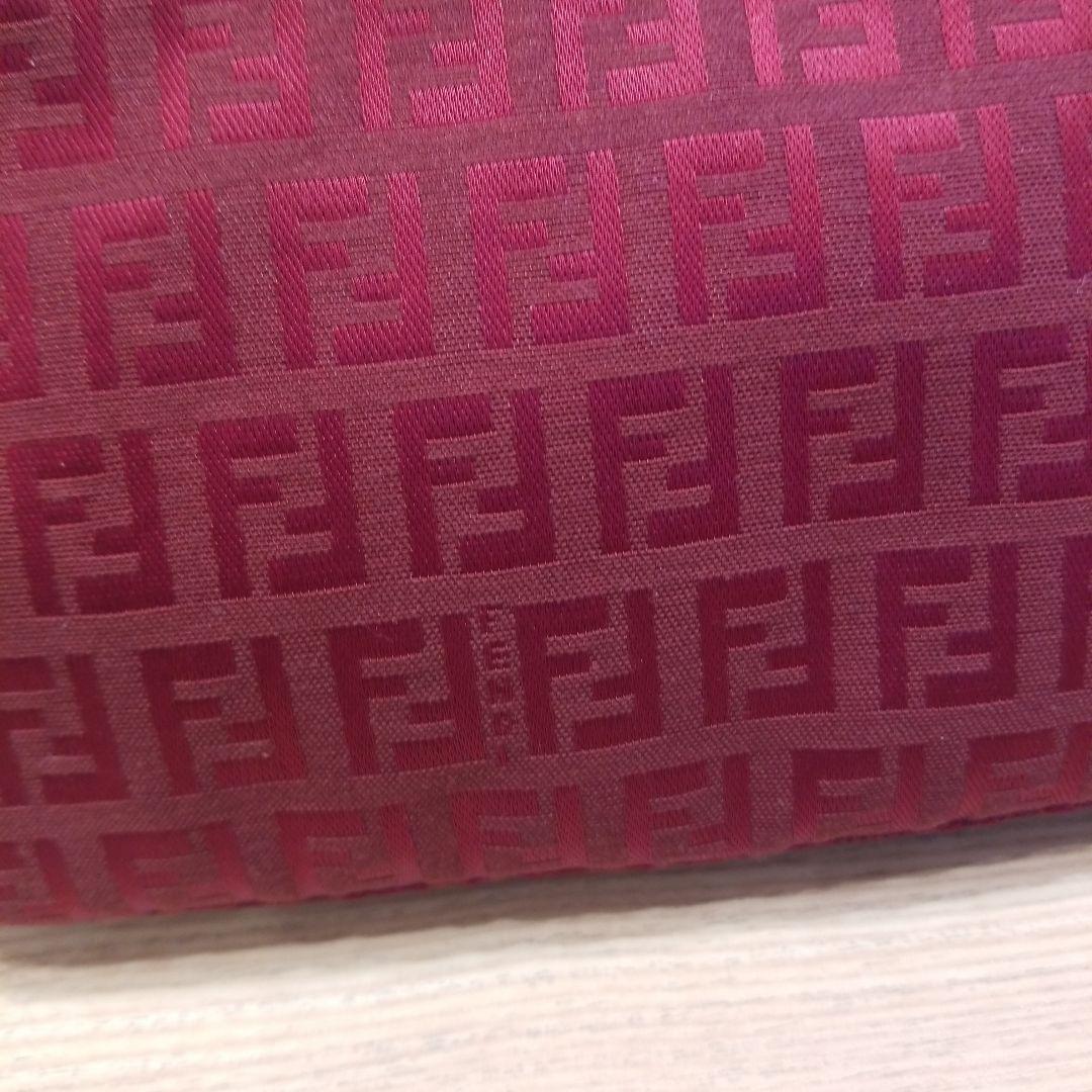 美品　FENDI ワインレッド ショルダーバッグ