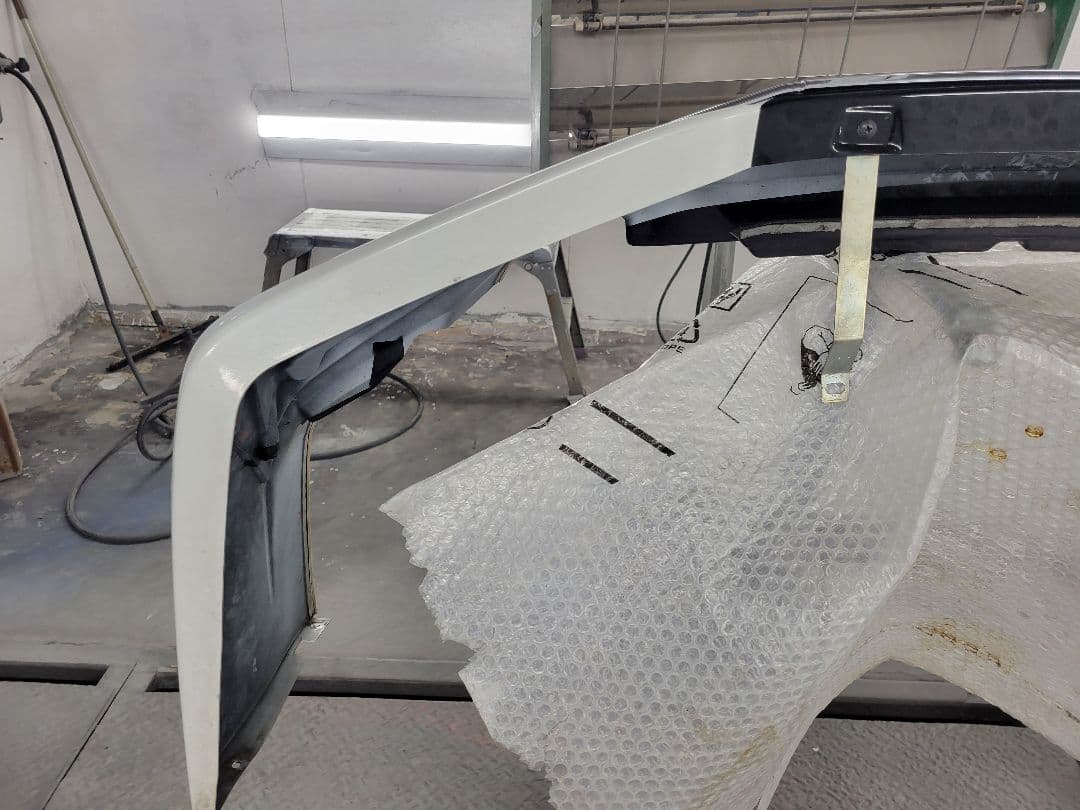 ヴォクシー80系　モデリスタ　フロントスポイラー