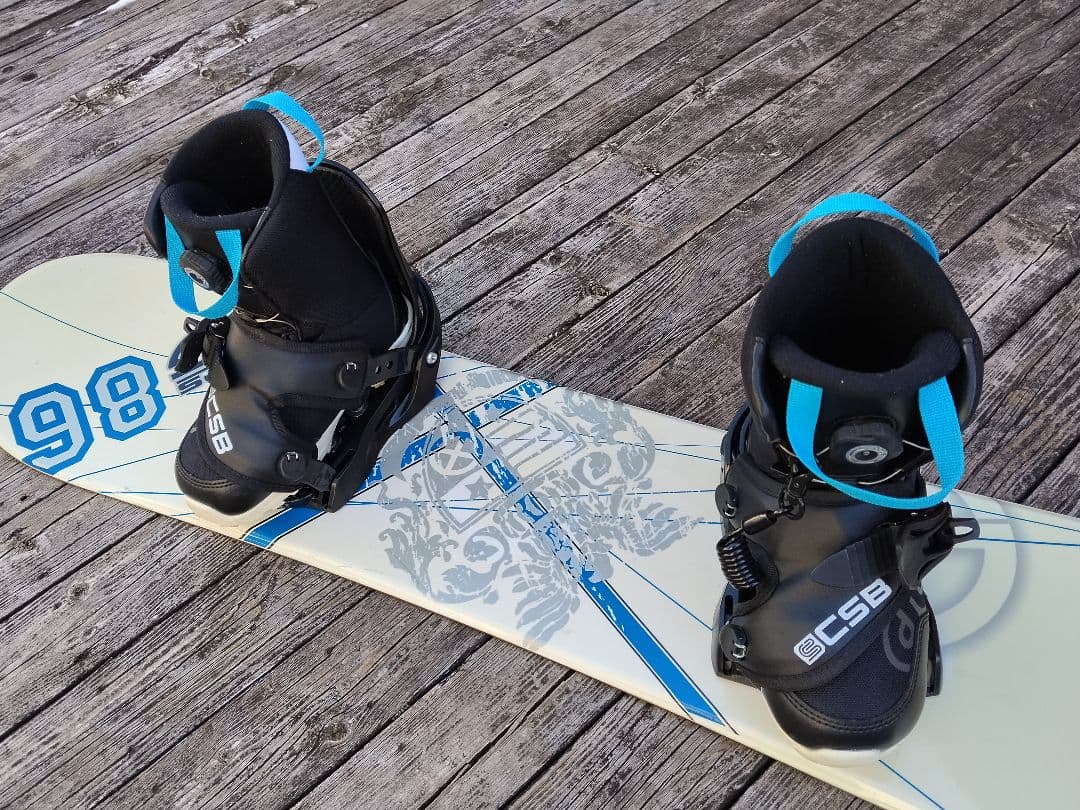 子供用 スノーボード3点セット XERES 118cm ビン BOAブーツ 22