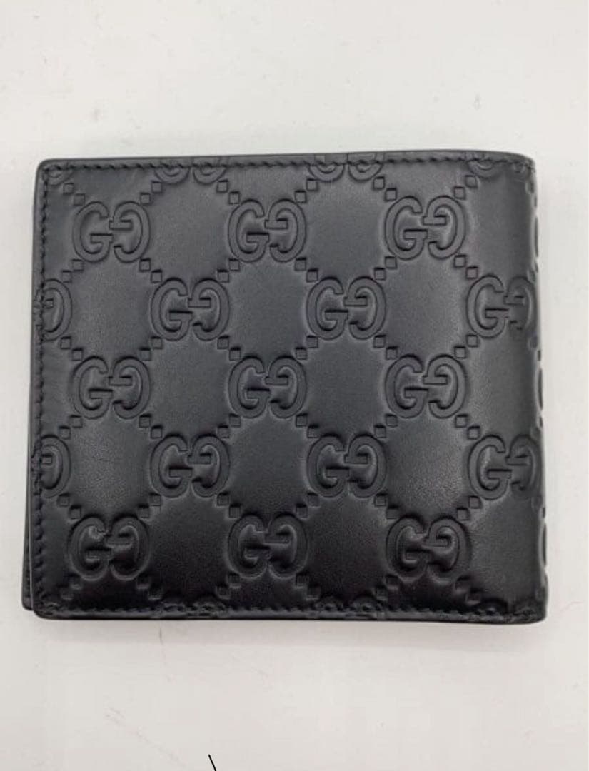 GUCCI 財布　シグネチャー