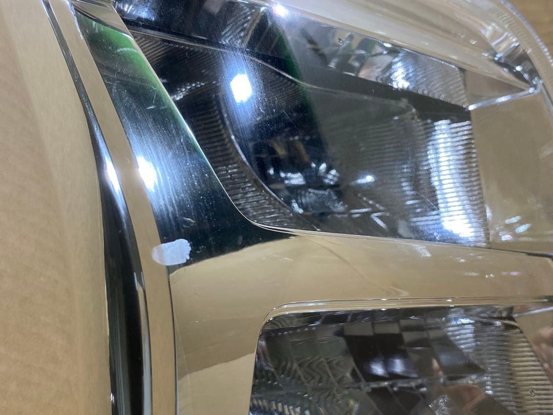 DA17W後期エブリィワゴン 右ヘッドライト ICHIKOH A028#4106