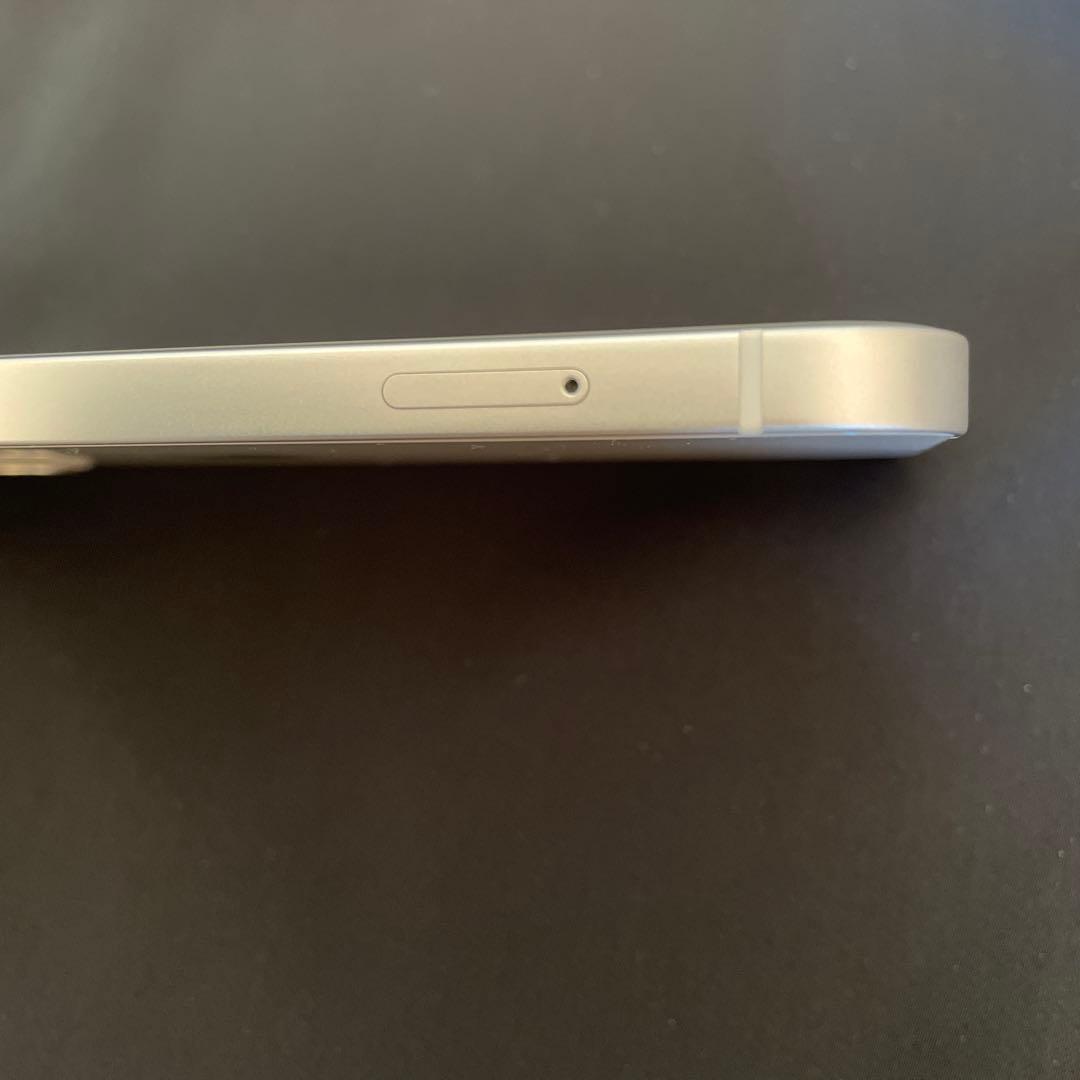 Apple iPhone 12 ホワイト 64GB SIMフリー　ケース付き