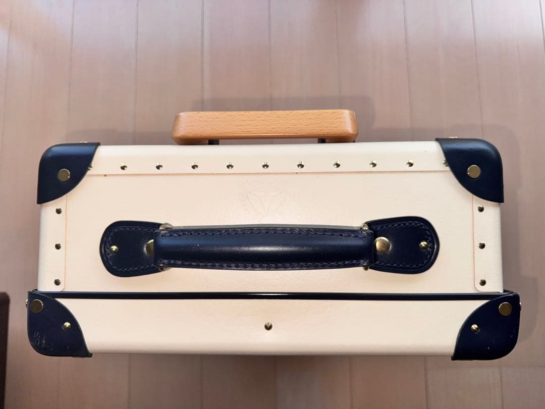 GLOBE TROTTERスーツケースORIGINAL 18インチ 28L 2輪