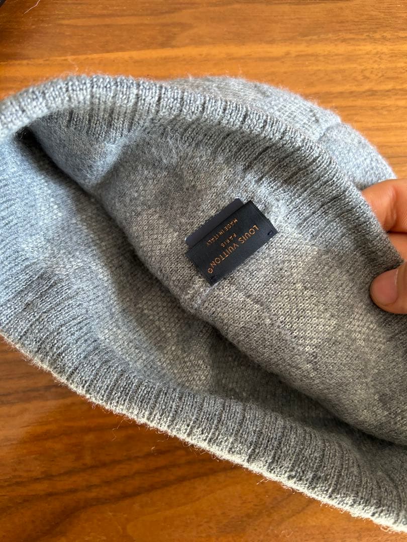 lv ルイヴィトン　ビーニー　dab グレー