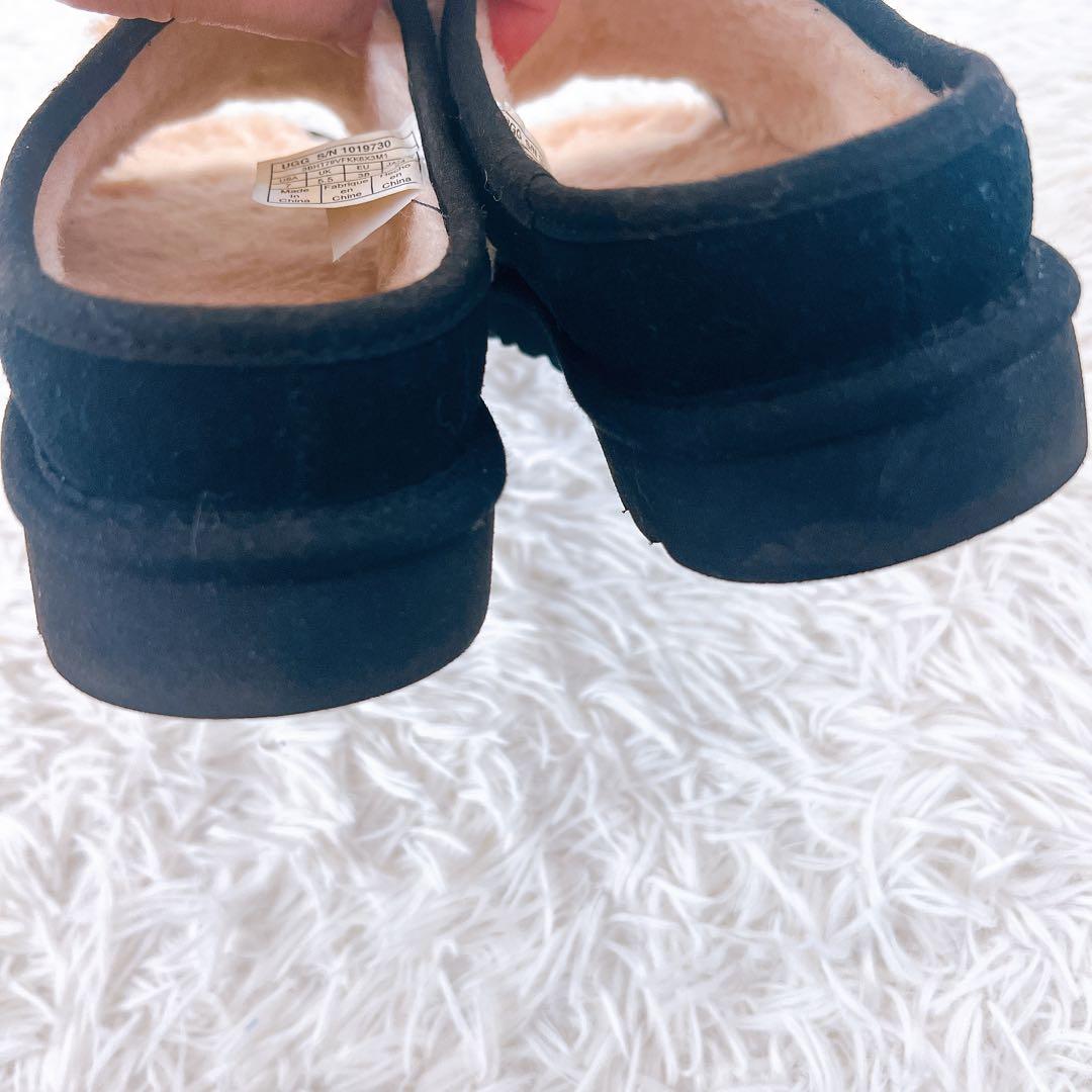 【24cm】UGG ボア サンダル ロゴ スリッパ ブラック ベージュ もこもこ