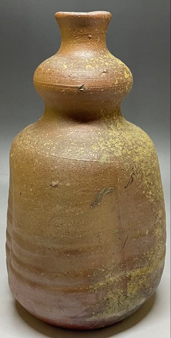 人間国宝　伊勢崎淳　瓢型花生　花入　備前焼　共箱　P99