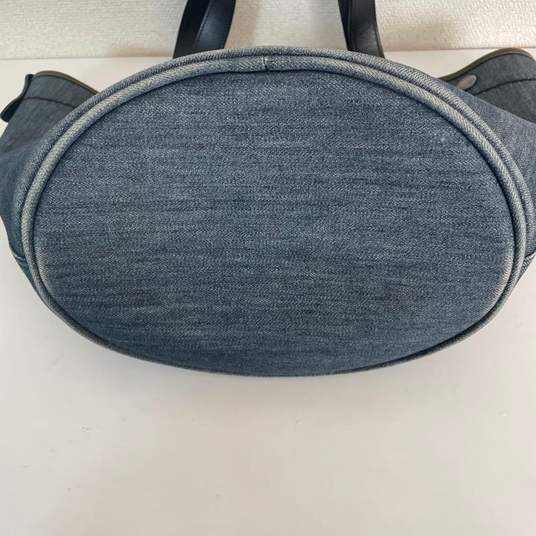 プラダ　デニム　トートバッグ