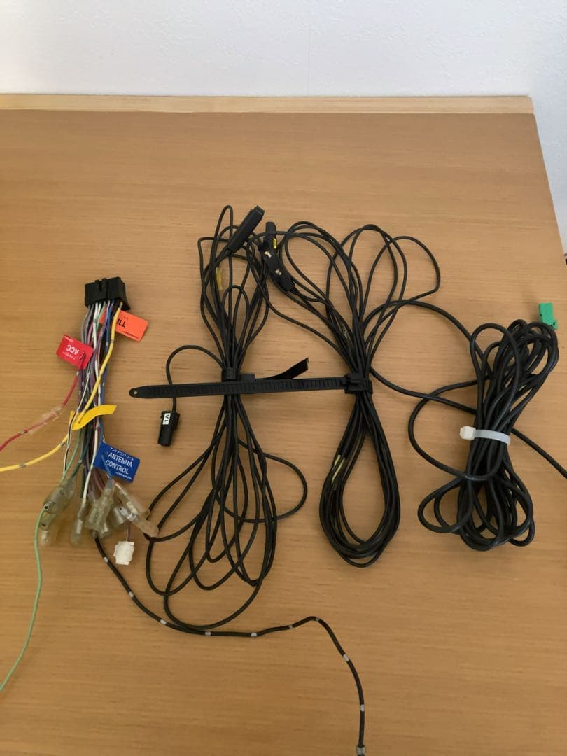 カロッツェリア サイバーナビ AVIC-ZH77 動作確認済み