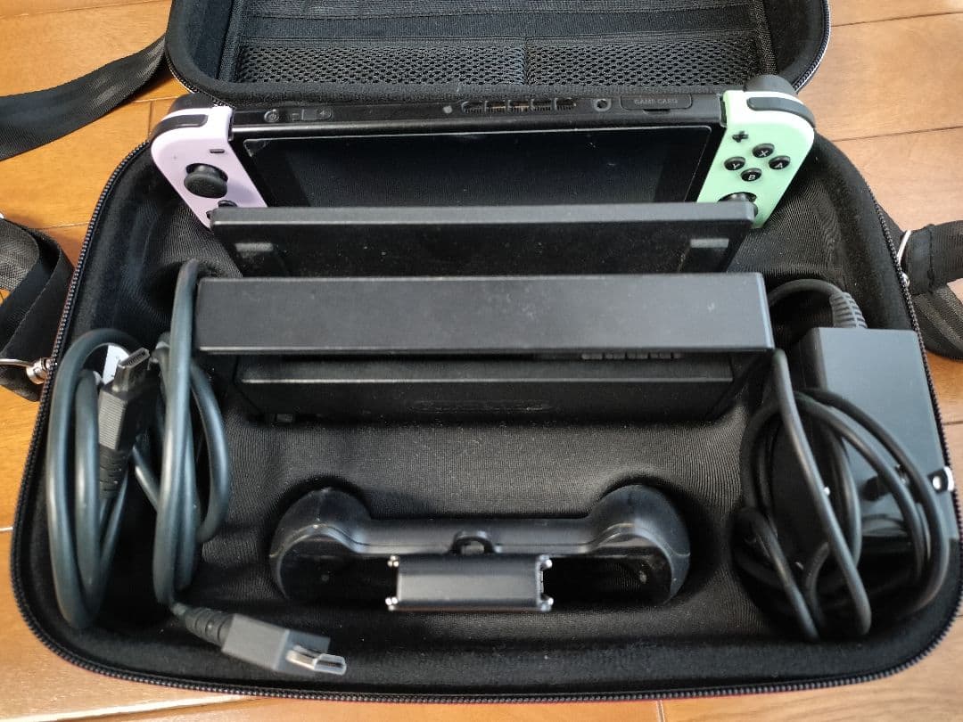 ■美品■Nintendo Switch本体 付属品ありJoy-Con新規交換済み