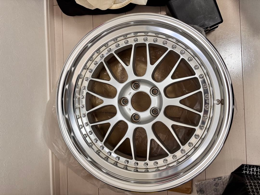 タイヤ・ホイール WORK MISTER M1 19inch