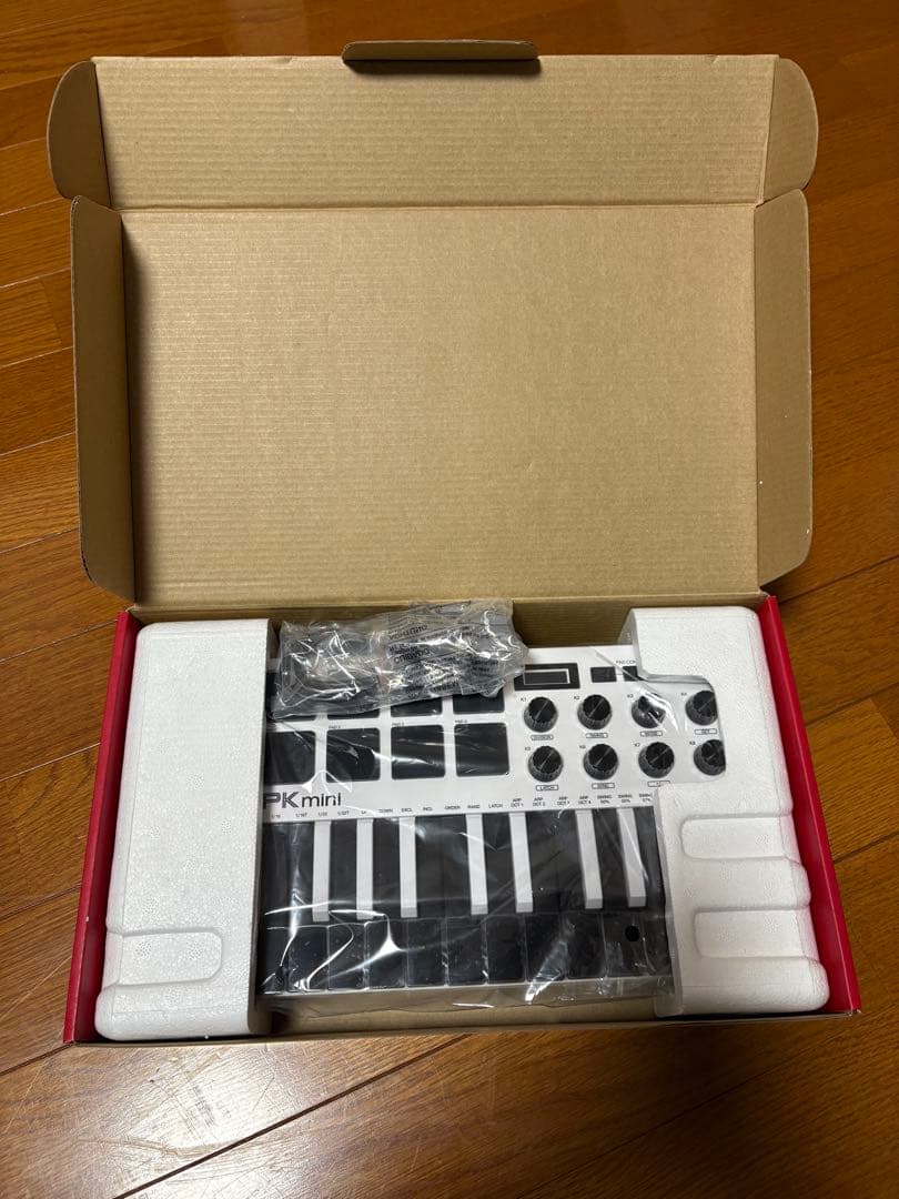 DTM・DAW AKAI MPK Mini MK3 SPECIAL EDITION WHITE