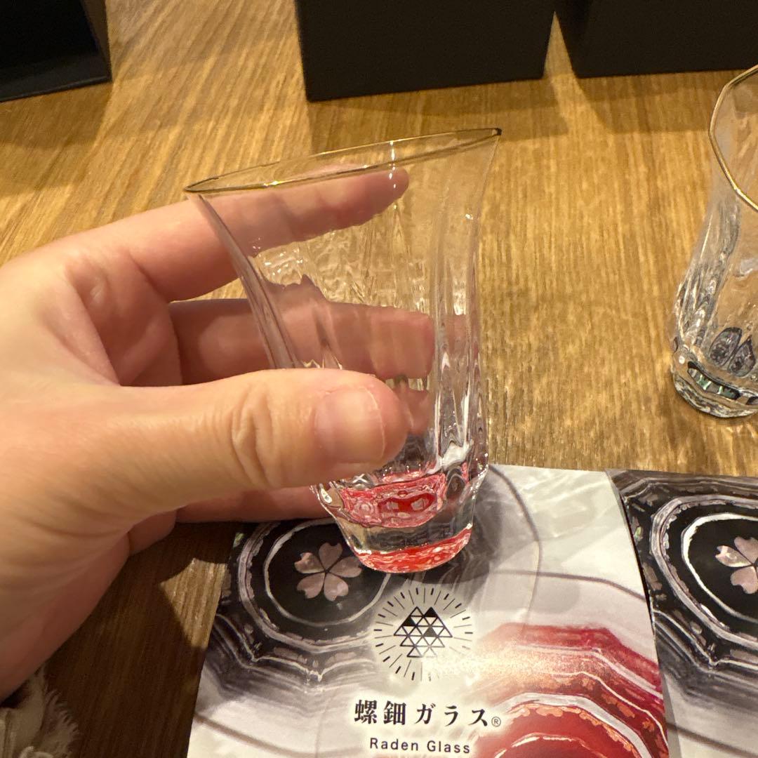 螺鈿グラス【金杯（万華鏡）】ペア 石垣（貝入）黒・朱 高岡漆器