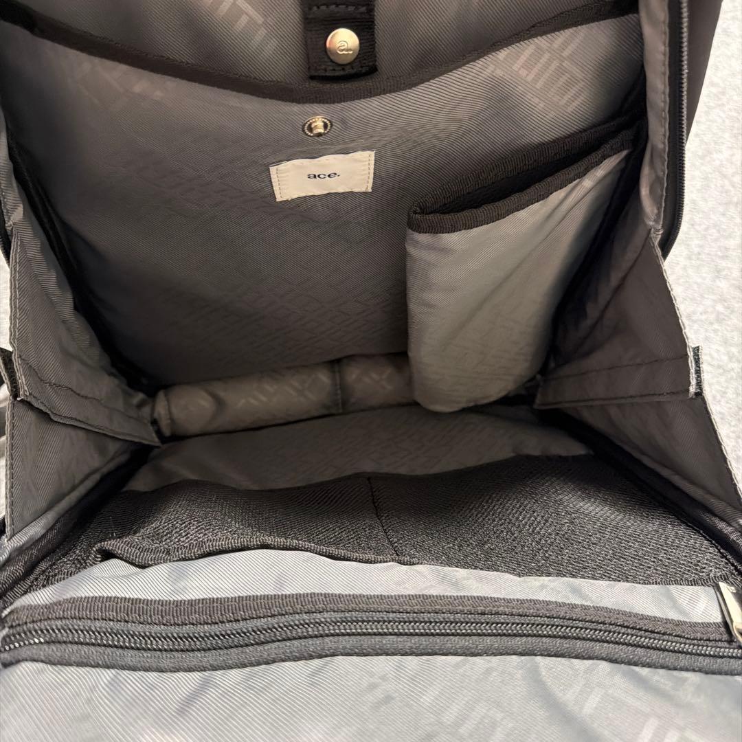 美品　エース　ace. バックパック　PCバッグ