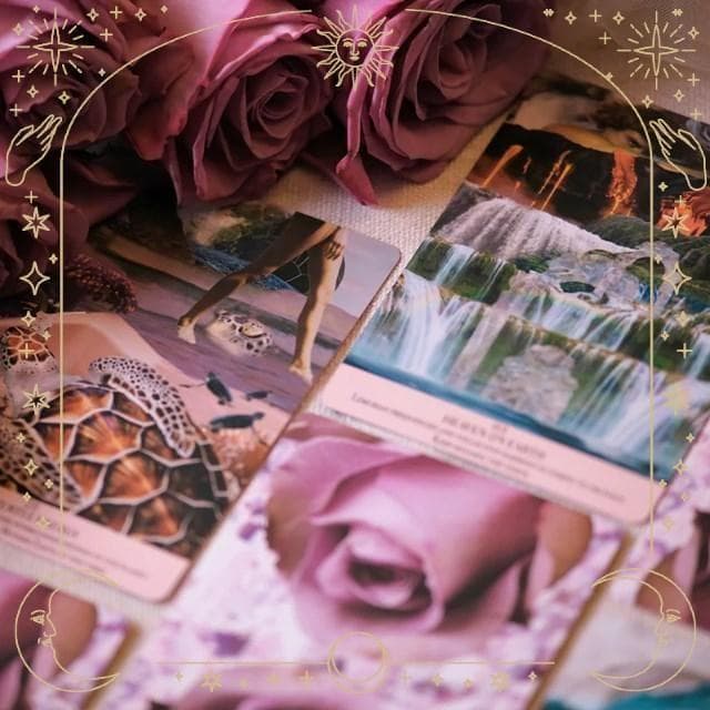 【正規品オラクルカード】海外インディーズ✨バラがモチーフの美しい愛のオラクル